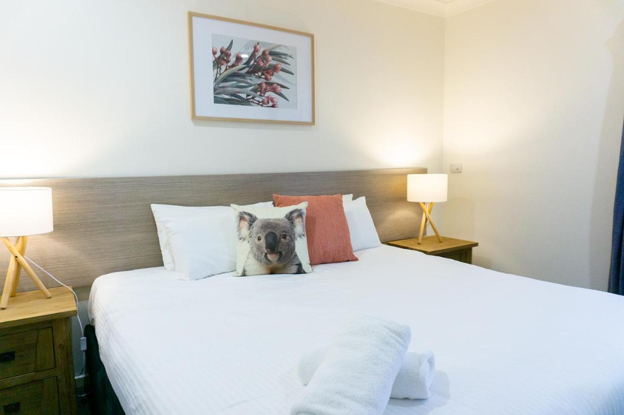 Port Stephens Koala Sanctuary Hotell One Mile Exteriör bild